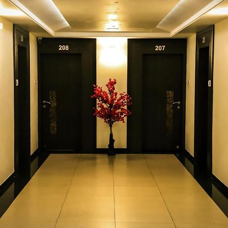 科提酒店 Jāmnagar 外观 照片