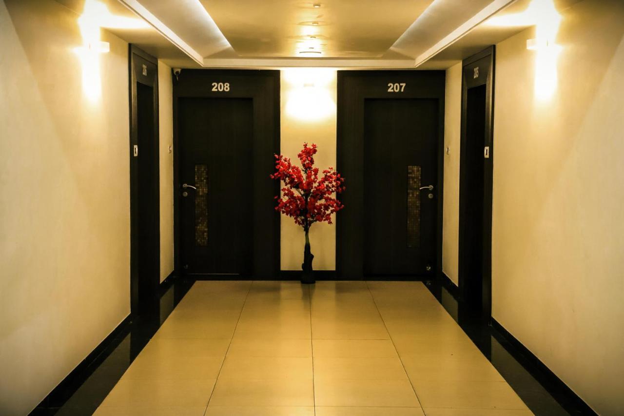 科提酒店 Jāmnagar 外观 照片